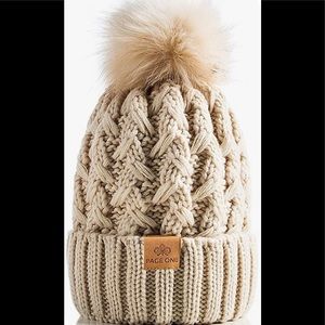 Womens Winter Ribbed Chunky Cable Knit Pompom Soft Warm Hat